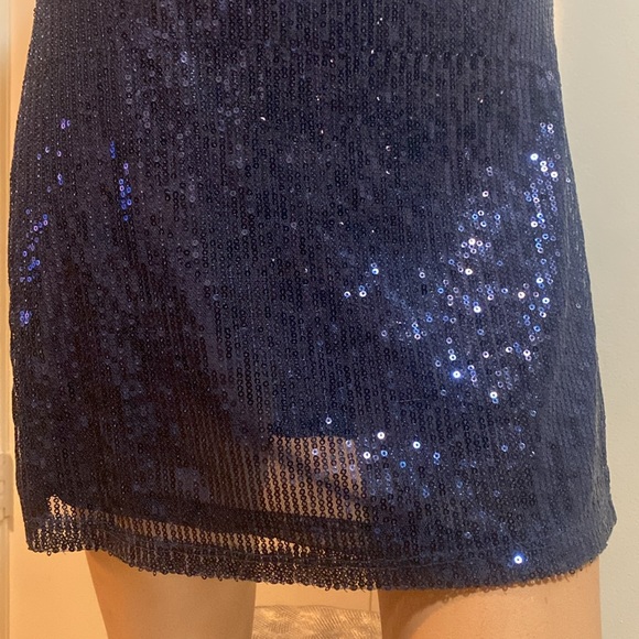 Silence + Noise Sequin long tank chemise - Picture 10 of 11